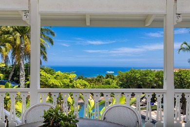 Perched along the slopes of Holualoa behind a private gated - photo 3