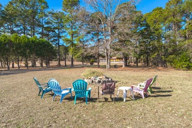 Nestled on a generous 2.4-acre lot in Orangeburg County, 328 - photo 35