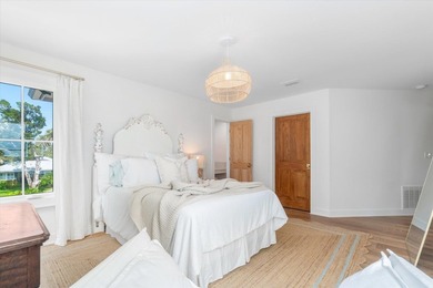 Experience the finest waterfront living in this extraordinary - photo 40