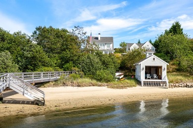 Presenting an offering of rare distinction. Refined coastal - photo 42