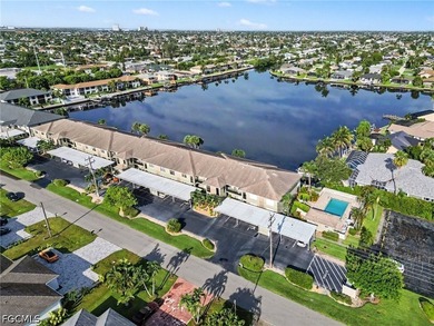 Fantastic first floor, fully furnished 2 bedroom 2 bath Gulf - photo 1