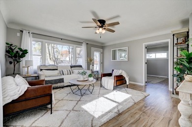 This charming 3 bedroom, 2 bath bungalow in the heart of Des