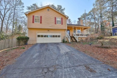 Lake Home For Sale in Snellville, Georgia
