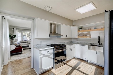 This charming 3 bedroom, 2 bath bungalow in the heart of Des