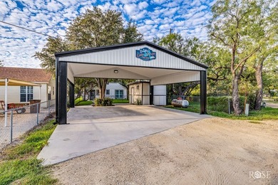 This 3-year-old, modern-construction home is ideally situated on - photo 3