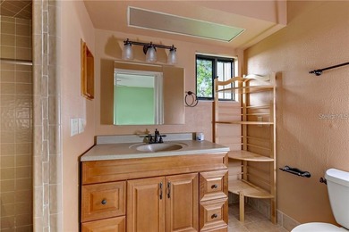 REDUCED PRICE!! Look at this adorable, neat, clean 2 bedrooms/2 - photo 8
