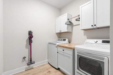 This beautifully upgraded home in the heart of Freeport blends - photo 38