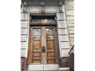 Hudson River Home Sale Pending in New York (Manhattan) New York