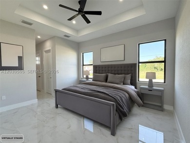 Discover this beautifully designed 5-bedroom, 4-bathroom corner - photo 10