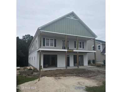 Perfectly located 4 Bedroom / 3.5 Bath home with an ADDITIONAL