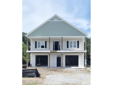 Perfectly located 4 Bedroom / 3.5 Bath home with an ADDITIONAL