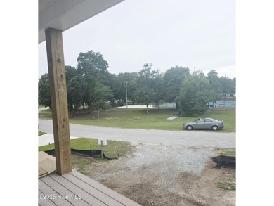 Perfectly located 4 Bedroom / 3.5 Bath home with an ADDITIONAL