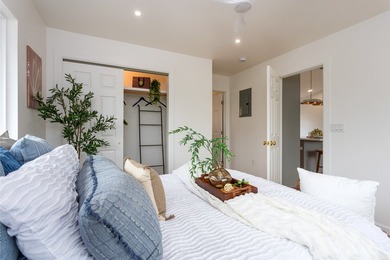 Welcome to this brand new 3 bedroom, 2 bathroom home in - photo 9