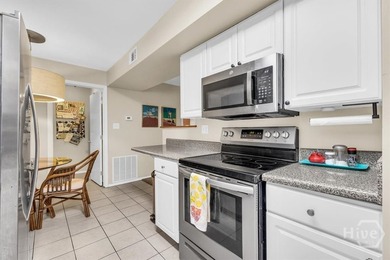Charming 2BR/2BA second-floor condo on Wilmington Island - photo 12