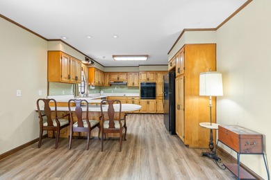 Seller is offering 5,000 in buyer's closing cost concessions!