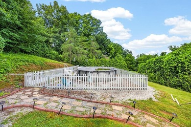 Beautiful rural setting with views of rolling farmland not far - photo 23