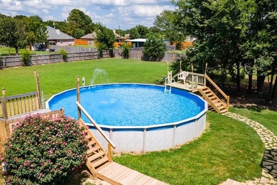 Beautiful & well maintained 4-bedroom, 2-bath home perfectly - photo 24