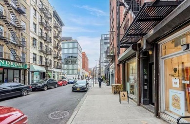 Welcome to the vibrant NoLIta downtown neighborhood! This - photo 25