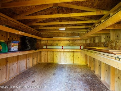 Tucked away on a quiet cul-de-sac backing directly to the golf - photo 26