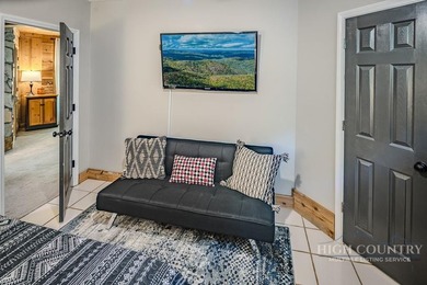Great price on a large 3 bedroom, two and a half bath Beech - photo 28