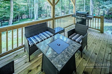 Great price on a large 3 bedroom, two and a half bath Beech - photo 30