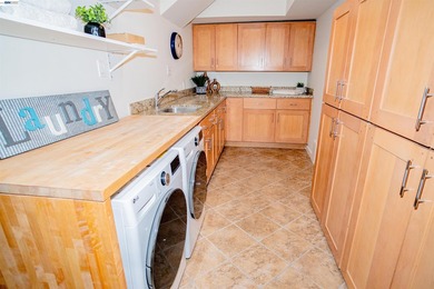 Welcome to 70 St. James Place - a beautifully reimagined - photo 31