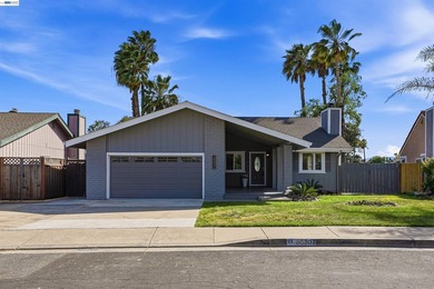 Experience the ultimate waterfront lifestyle at 5502 Drakes - photo 2