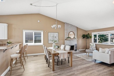 Experience the ultimate waterfront lifestyle at 5502 Drakes - photo 8