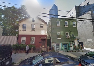 East River Townhome/Townhouse Sale Pending in Long Island City New York