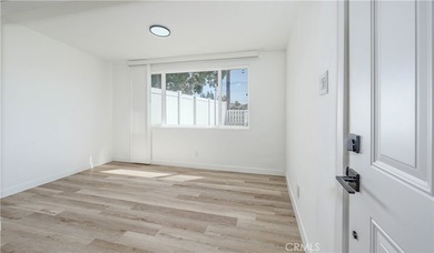 TWO DETACHED RIVERVIEW WEST HOMES ON A 16,010 Sq Ft R1 CORNER - photo 13