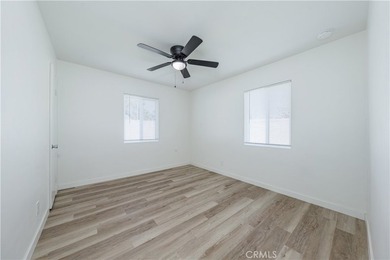 TWO DETACHED RIVERVIEW WEST HOMES ON A 16,010 Sq Ft R1 CORNER - photo 23