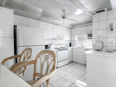 Lake Condo For Sale in Pembroke Pines, Florida