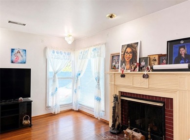 Welcome to this single-story home located in the heart of the - photo 4
