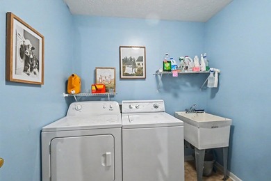 Well into over $30,000 in equity! With a recent appraisal MUCH - photo 14