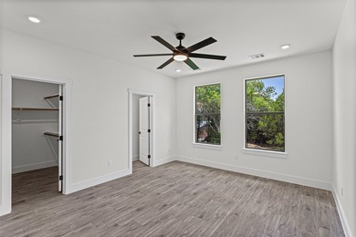 Discover this stunning brand-new 4-bedroom, 2-bathroom home in - photo 17