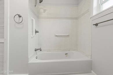 Cute. Updated. Move-in ready. Centrally located. This is a great - photo 19