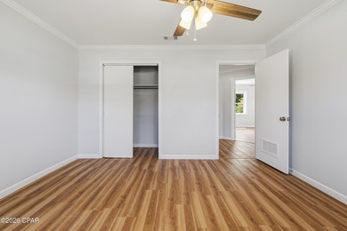 Cute. Updated. Move-in ready. Centrally located. This is a great - photo 21