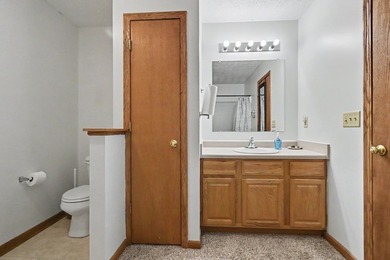 Well into over $30,000 in equity! With a recent appraisal MUCH - photo 21