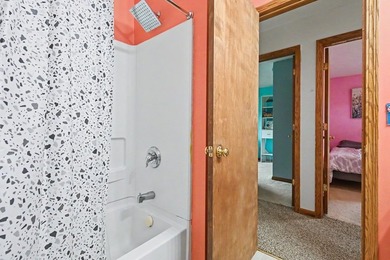 Well into over $30,000 in equity! With a recent appraisal MUCH - photo 23