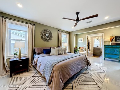 Welcome to this beautifully redesigned pool home, professionally - photo 24