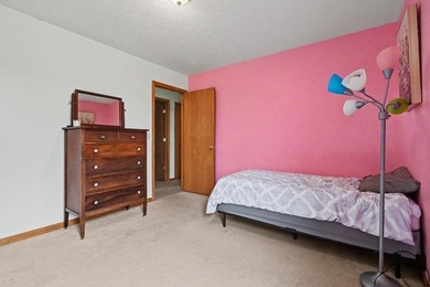 Well into over $30,000 in equity! With a recent appraisal MUCH - photo 25
