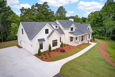 Come check out this newly constructed home built in Clear Creek - photo 2