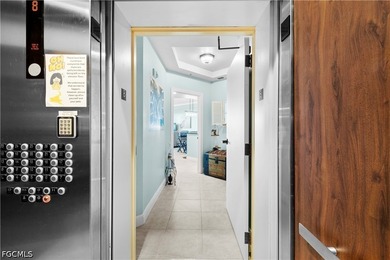 Welcome to effortless waterfront living in one of Downtown Fort - photo 4