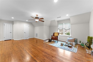 Exceptional two-story home with a fully finished basement - photo 45