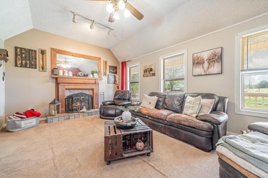 One story farm house on 74.39 acres. The 3 bedroom 2 bath home - photo 8