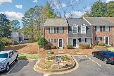 Lake Condo Sale Pending in Roswell, Georgia