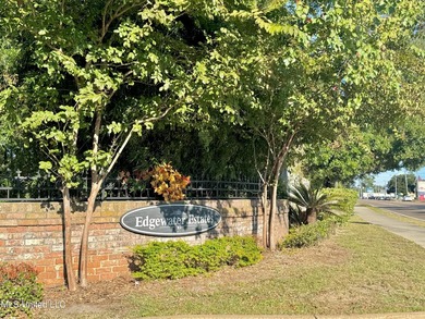 This is the opportunity to own a beautiful all-brick 5-bedroom - photo 2