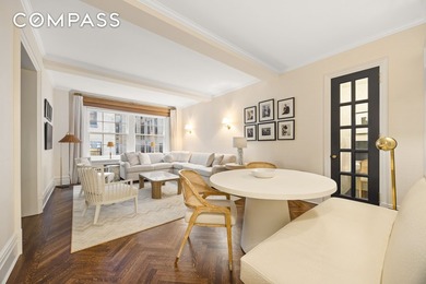 Ideally located on one of the Upper East Side's most coveted - photo 3