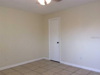 **COMPLETELY UPGRADED KITCHEN AND BATHROOMS** Lake View with - photo 15
