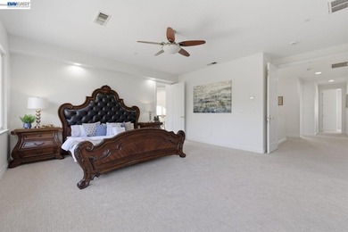Welcome to this exceptional custom estate in the prestigious - photo 31